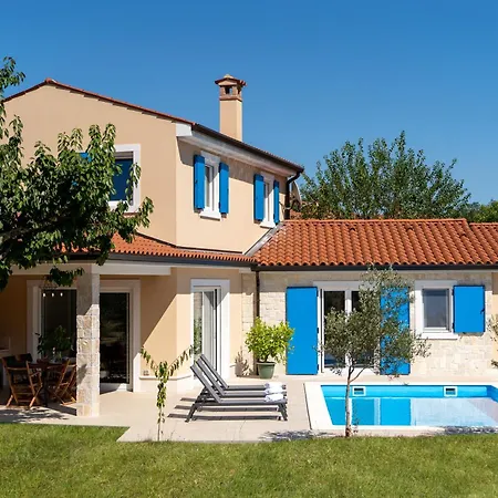 Ferienhaus Casa Piano In A Calm Village Enveloped By Nature